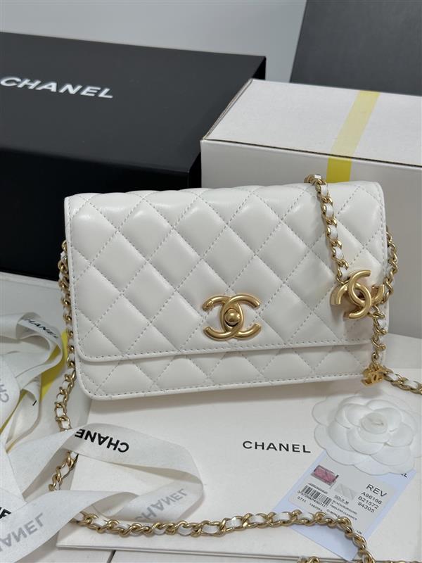 2026127205140690 700